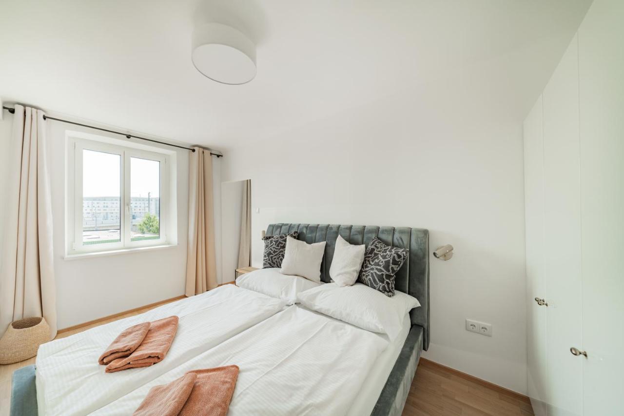Zentrale 50M² Suite 10 Gehminuten Vom Hauptbahnhof Viena Exterior foto